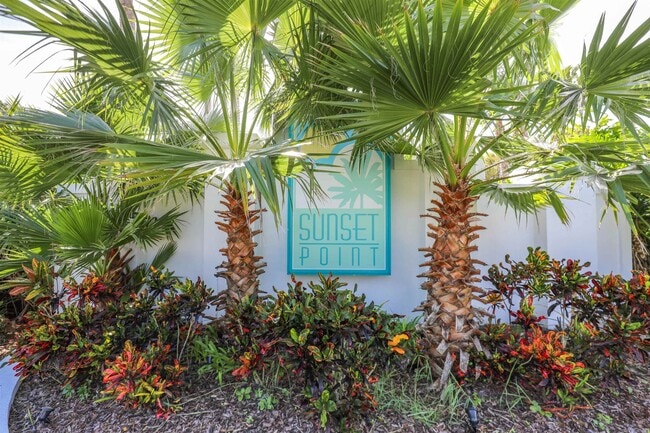 Photo - 207 Sunset Point