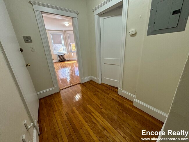 Photo - 137 Peterborough St Unit 17c