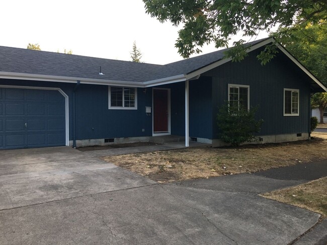 Building Photo - 930-940 E 24th Ave Unit 930