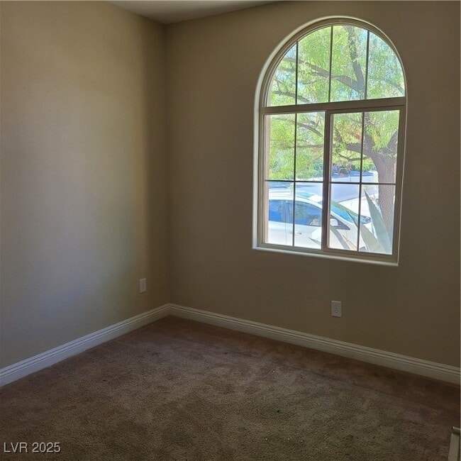 Photo - 10686 Cliff Lake St