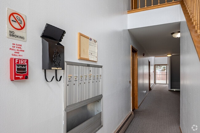 Lobby - Cambridge On The Lake Unit ASK