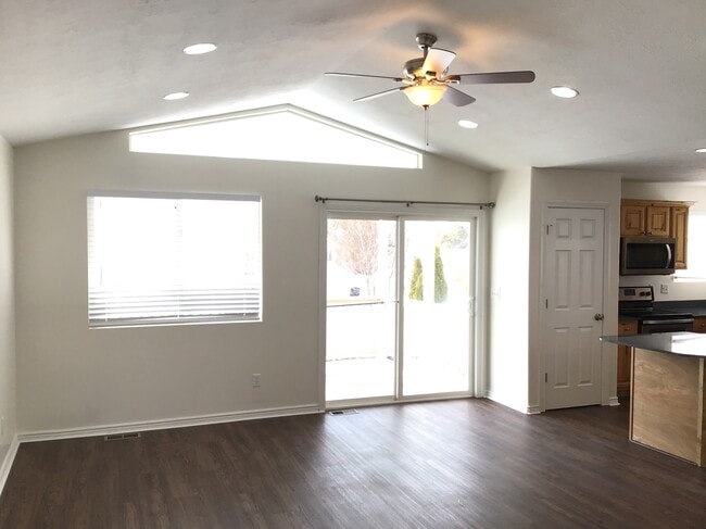 Photo - 1721 N 2340 W