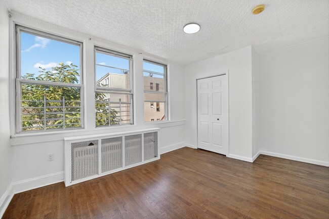 Photo - 59 Park Hill Ave