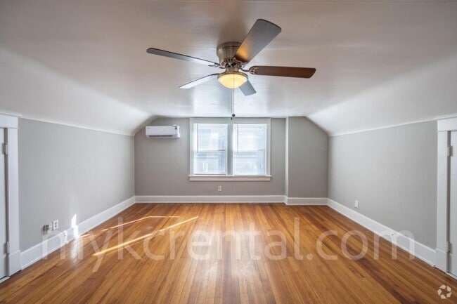Building Photo - 17 S 17th St Rental