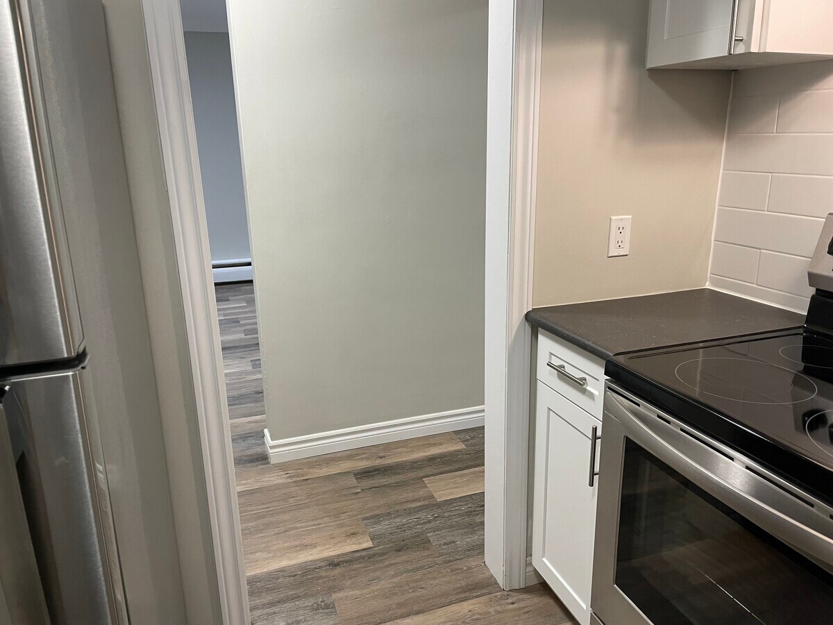 Photo - 464 Elizabeth St Unit 4