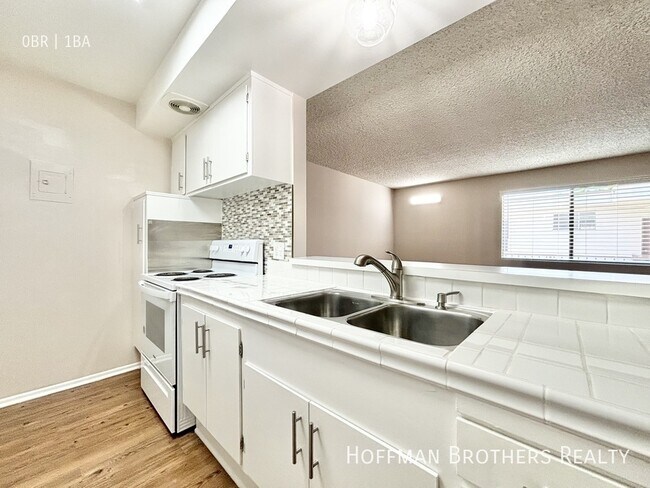 Photo - 17821 Sherman Way Unit 12