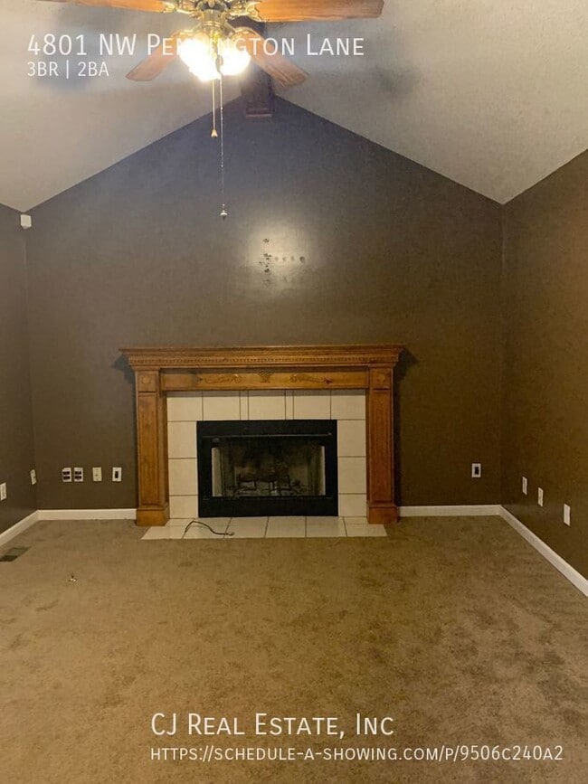 Photo - 4801 NW Pennington Ln