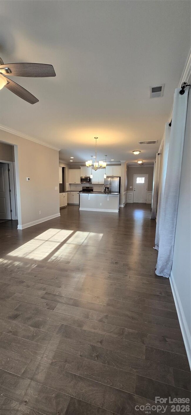 Photo - 990 Pennington Dr