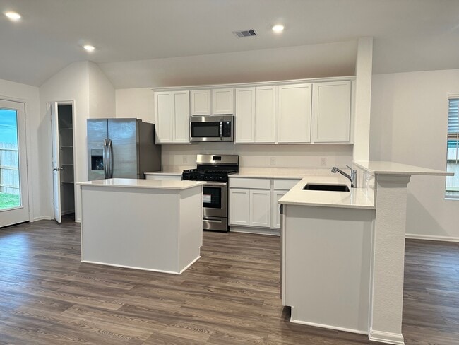 Photo - 5804 Knox Lndg Dr