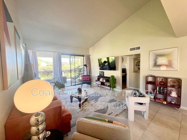 Photo - 1310 Campeon Cir