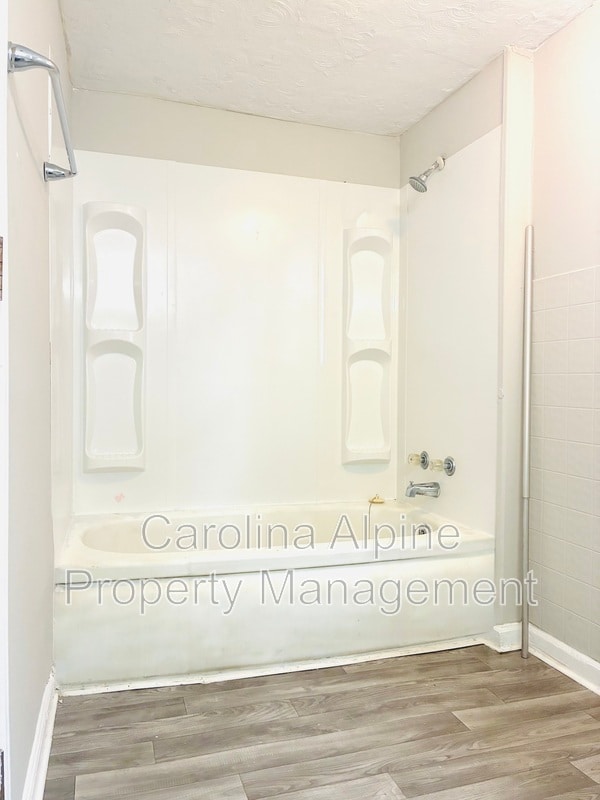 Photo - 208 Royster Ave