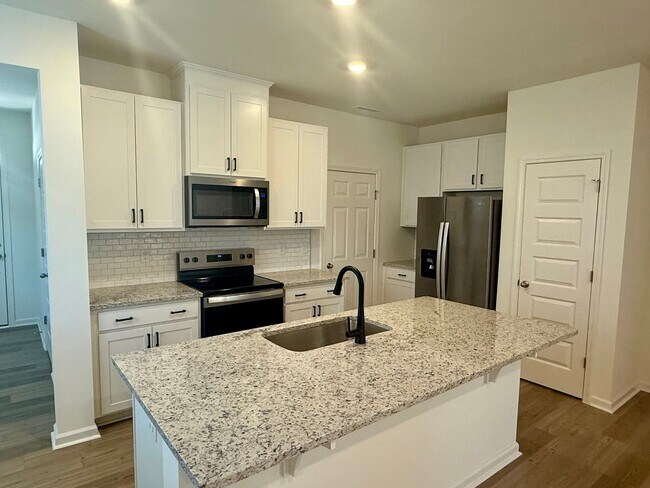 Photo - Three bedroom, 2.5 bath townhome in Mebane...