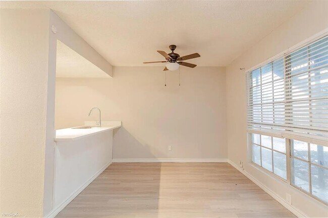 Photo - 4501 Witham Ln Unit 106