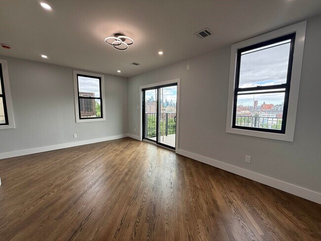 Photo - 120 Ogden Ave. Unidad 2