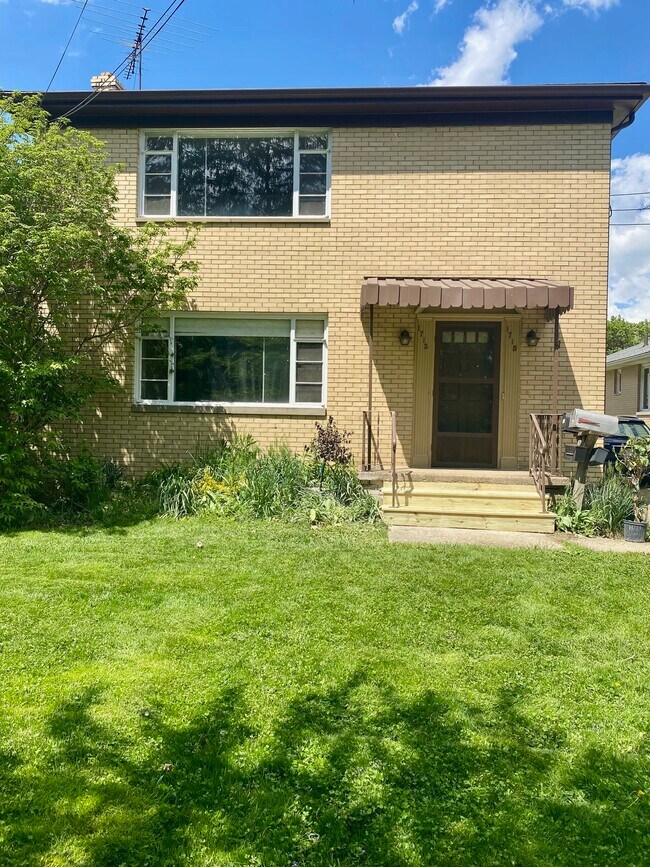 Building Photo - 1713 Shatto Ave Unit 1713 Shatto Avenue