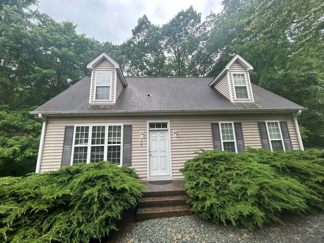 Photo - 308 Laurel Ave (Carrboro, NC)