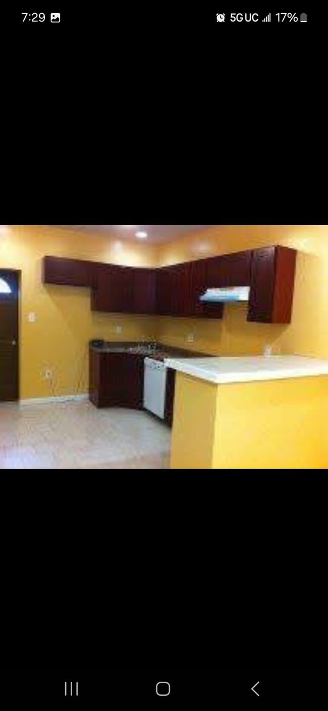 Kitchen layout
