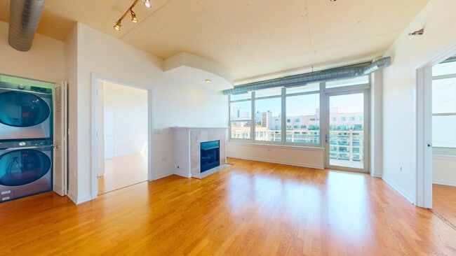 Photo - 909 W Washington Blvd Unit 904