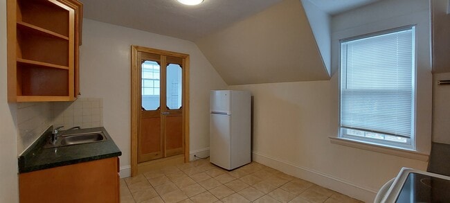 Photo - 25 Union St Unit 2
