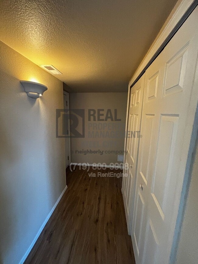Photo - 813 Ardath Ln