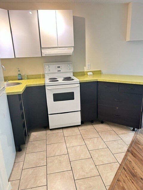 Photo - 423 Superior St