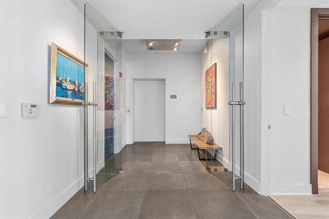 Photo - 715 Bayshore Dr Unidad 1004