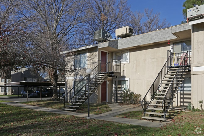 Photo - Pleasant Valley Pines Apartments