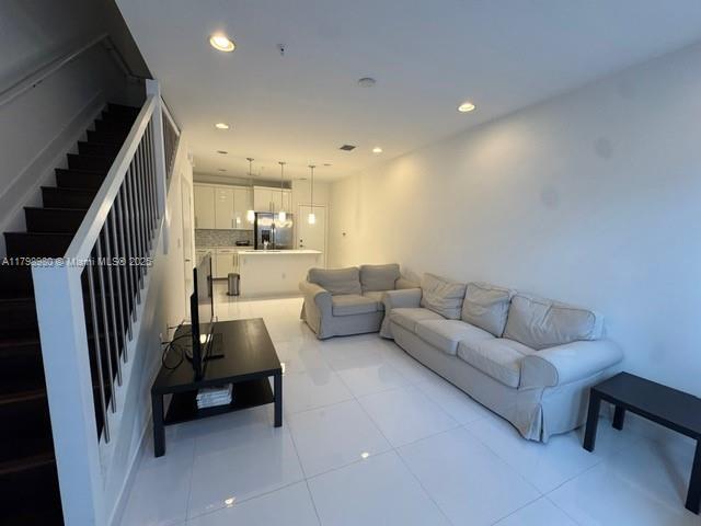 Photo - 2641 NE 212th Terrace Unidad 209 Rental