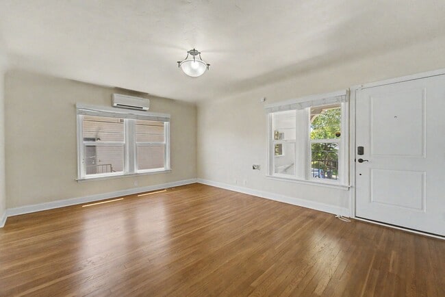Photo - 1109-HSM Unit 609.5