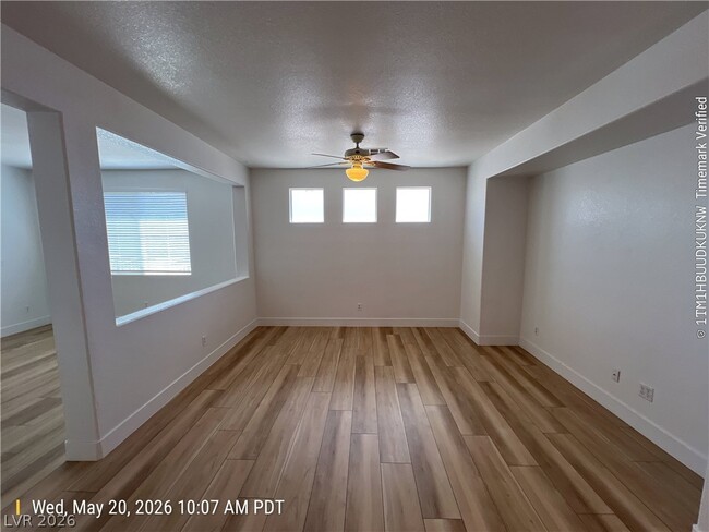 Photo - 8027 Sapphire Cove Ave