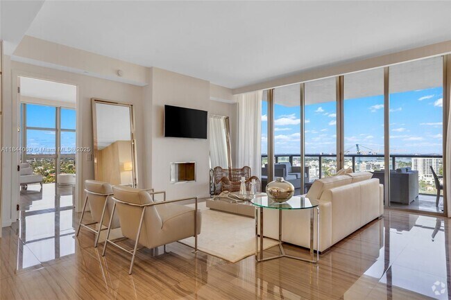 Building Photo - 9705 Collins Ave Unit 1805N Rental