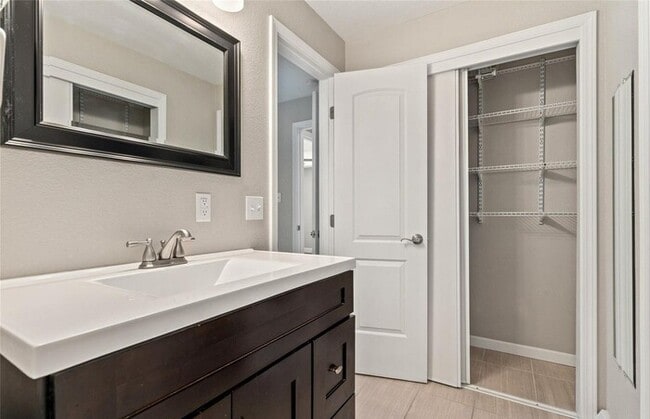 Photo - Spacious 4BR Home with Fenced Yard, Solar & Covered Patio in Walnut Hills