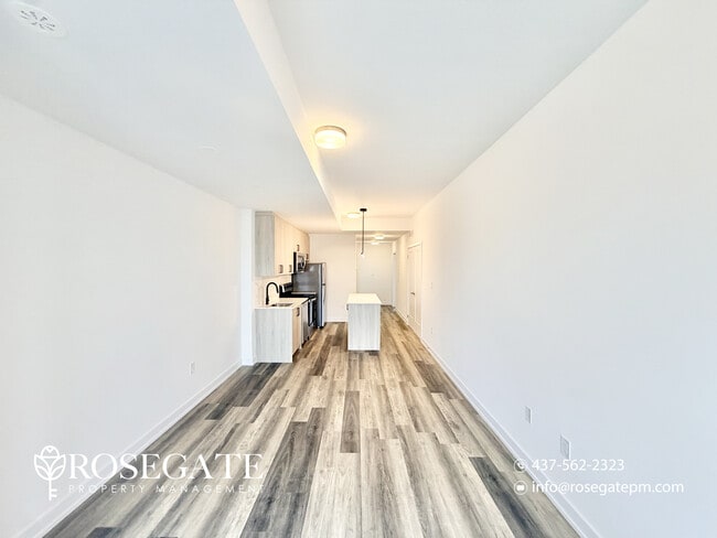 Photo - Modern Apartment with Private Balcony & In-Unit Laundry – Pet Friendly – Kitchener