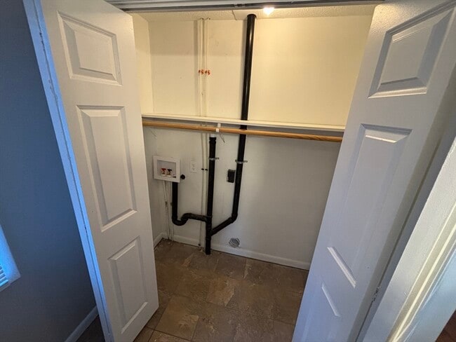 Photo - 75 Ferry St Unit 1