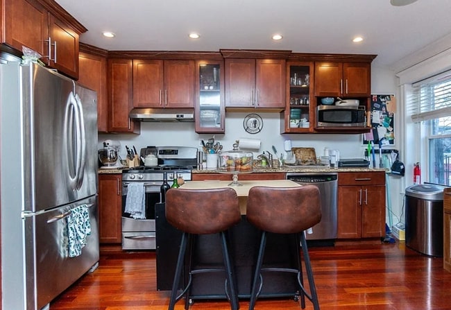 Photo - 632 E Broadway Unit 4