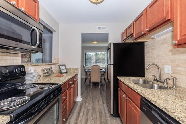 Sawgrass Apartments - Sawgrass Apartments