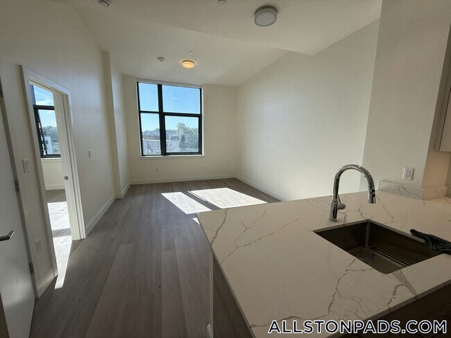 Photo - 1079 Commonwealth Ave Unit 335
