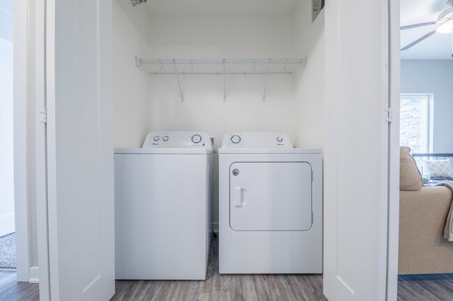 Photo - White Oak Apartments