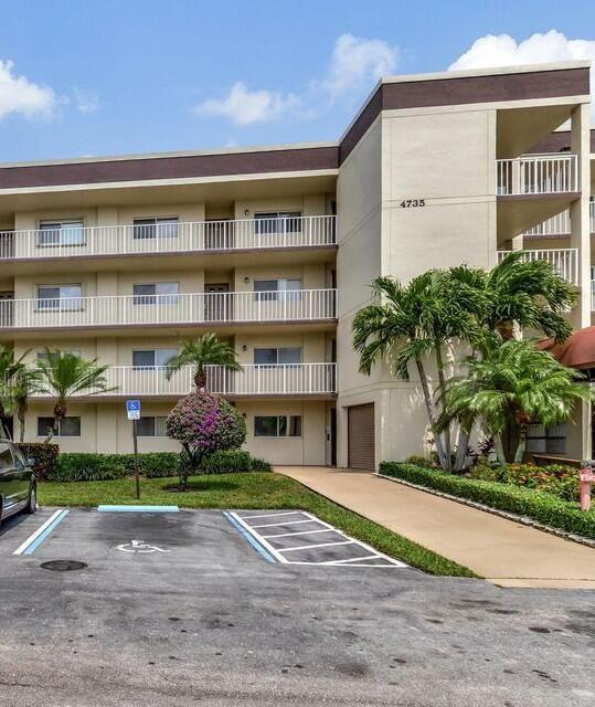 Building Photo - 4735 Lucerne Lakes Blvd W Unit 410