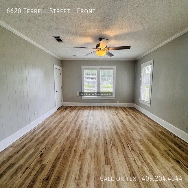 Photo - 6620 Terrell St Unidad Front