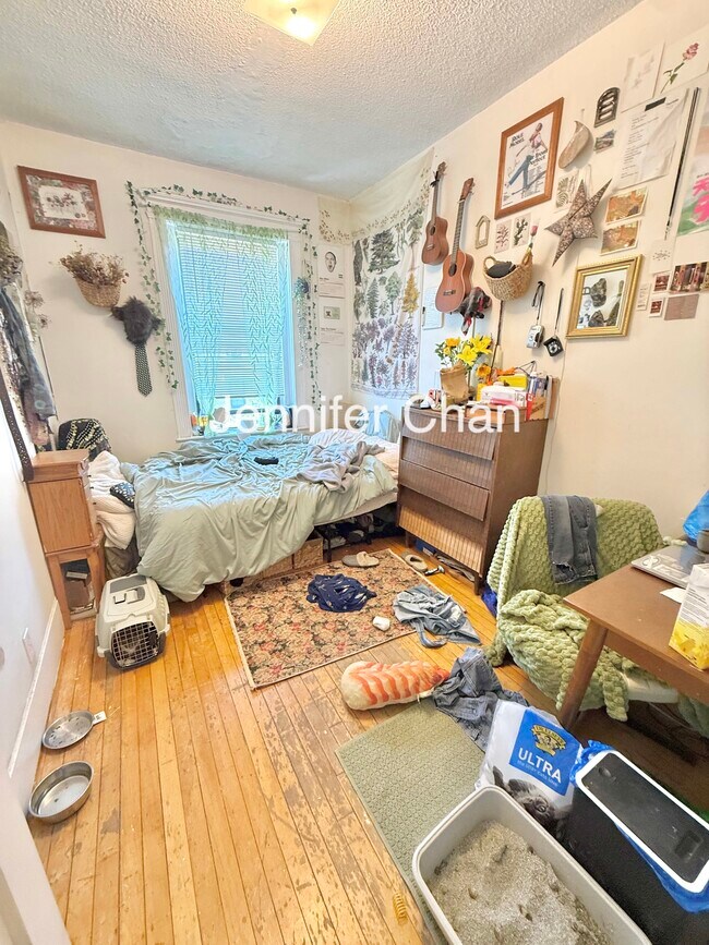 Photo - 32 Glenville Ave Unit 3