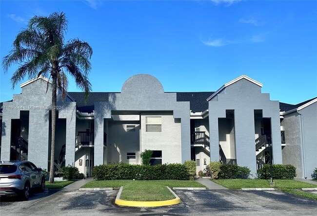 Photo - 536 SW 113th Way Condominio Unidad #536