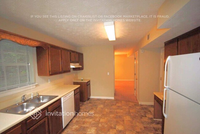 Photo - 5695 Western Hills Dr