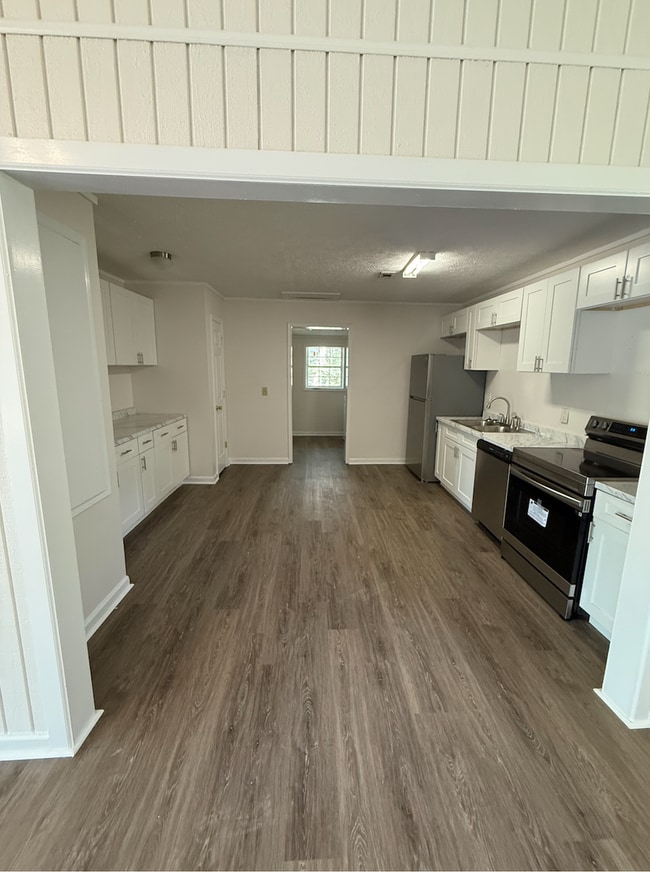 Photo - Newly Renovated!!!