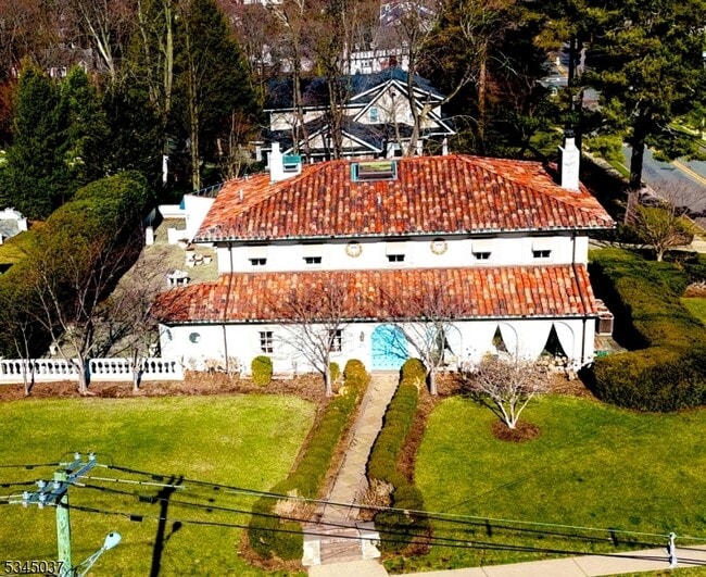 Photo - 600 Doremus Ave House