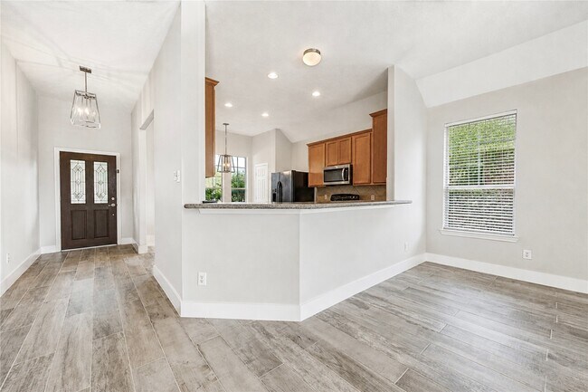 Photo - 22027 Field Green Dr