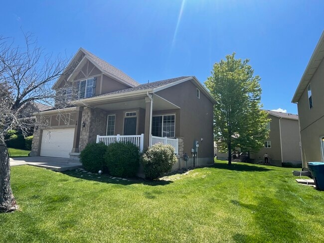 Vista lateral - 466 E Apple Grove Ln