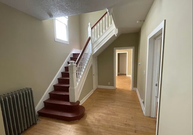 Photo - 1121 7th St SE