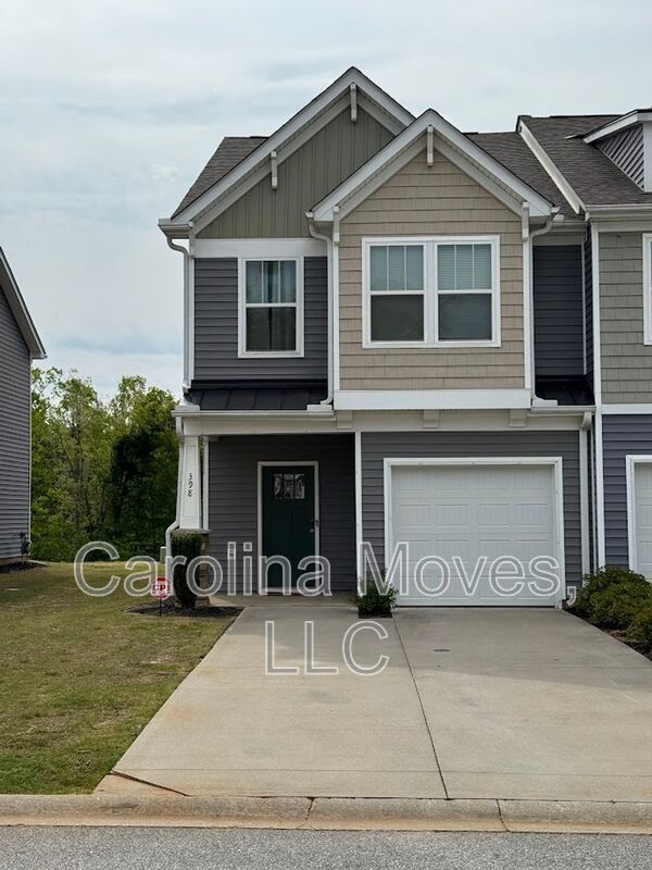 Building Photo - 398 Hague Dr Rental