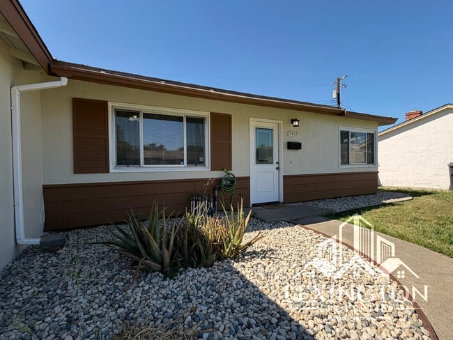 Photo - Charming 2 Bedroom Home in Arden Manor – Available Now!